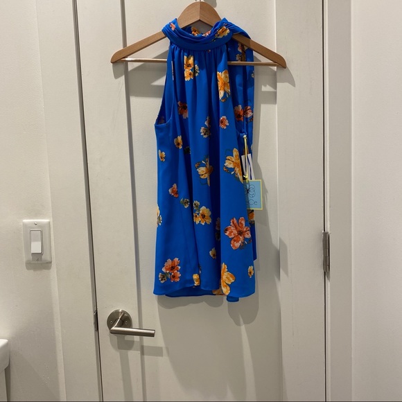 CeCe Floral Print Tie Neck Blouse - Picture 2 of 3